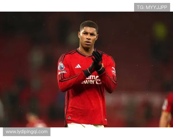 西汉姆有意引进曼联两大球员但红魔冬窗放人可能性极低