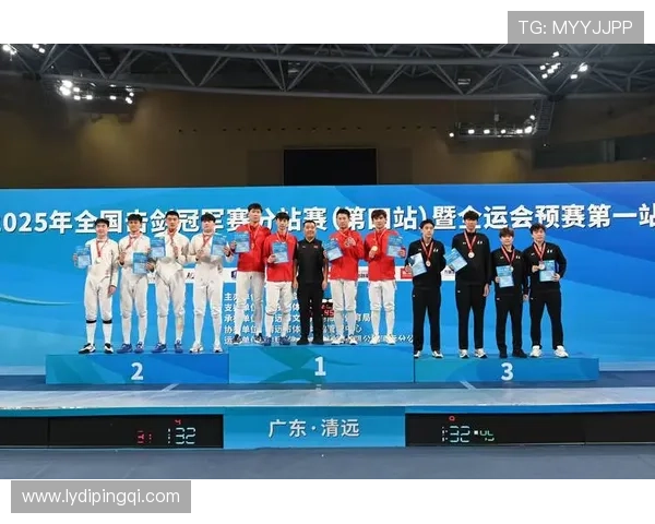 全运会武术套路赛事拉开帷幕 全国顶尖高手同台竞技精彩纷呈 全运会武术套路赛事拉开帷幕 全国顶尖高手同台竞技精彩纷呈